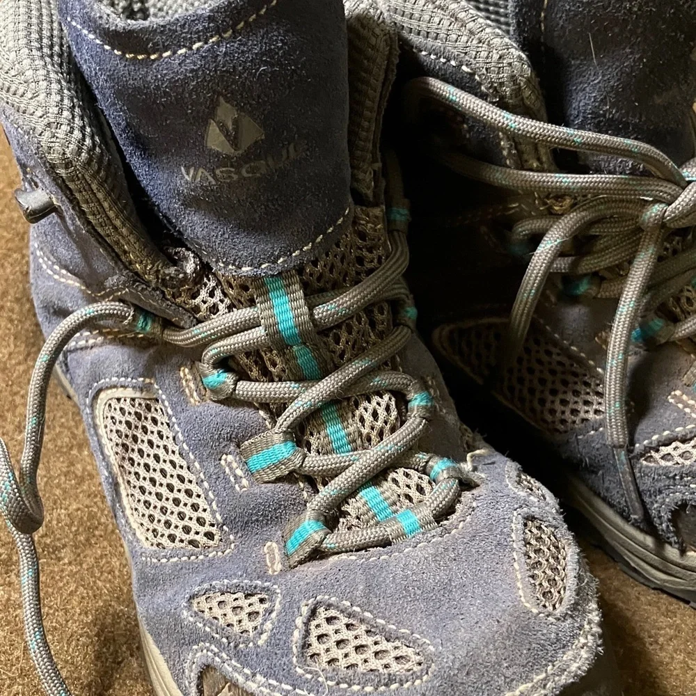 Vasque Breeze waterproof leather hiking boots big kids 3
